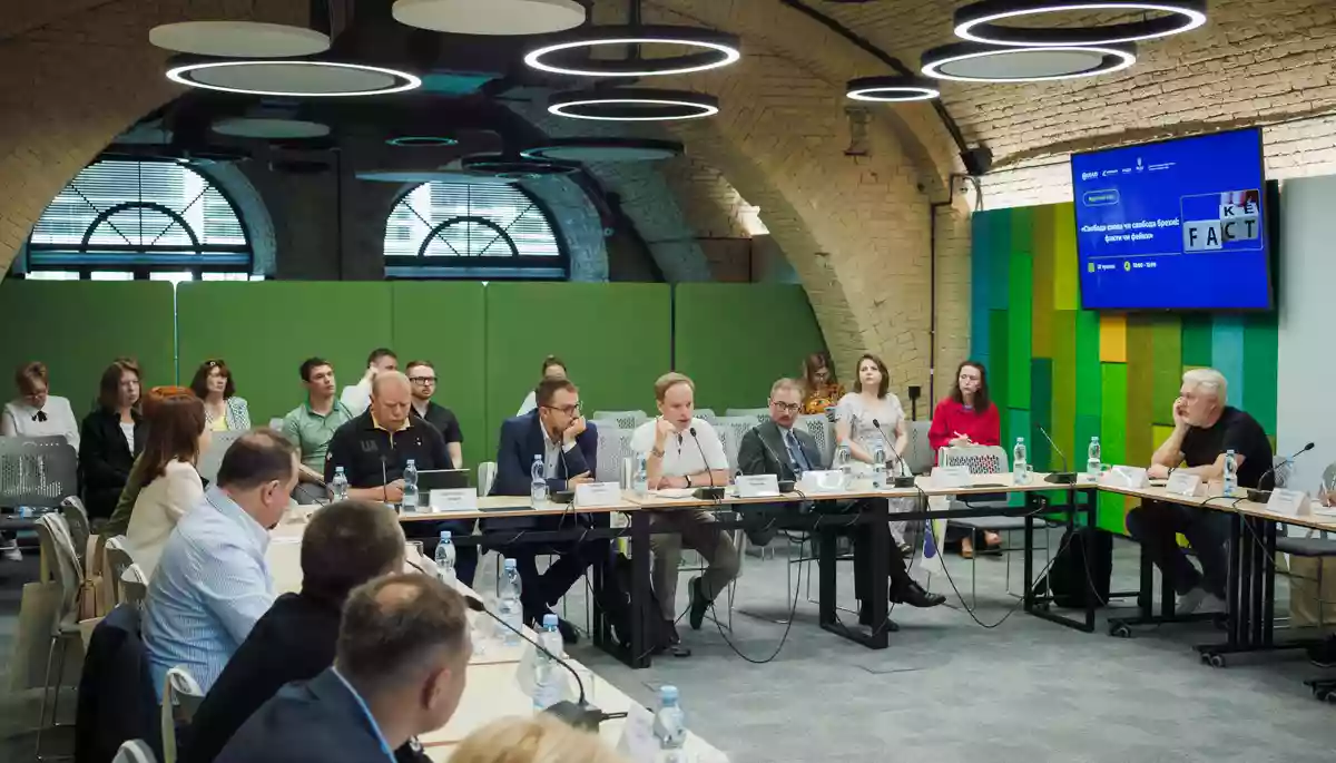 Як перекрити повітря російській дезінформації, не зашкодивши свободі слова в Україні