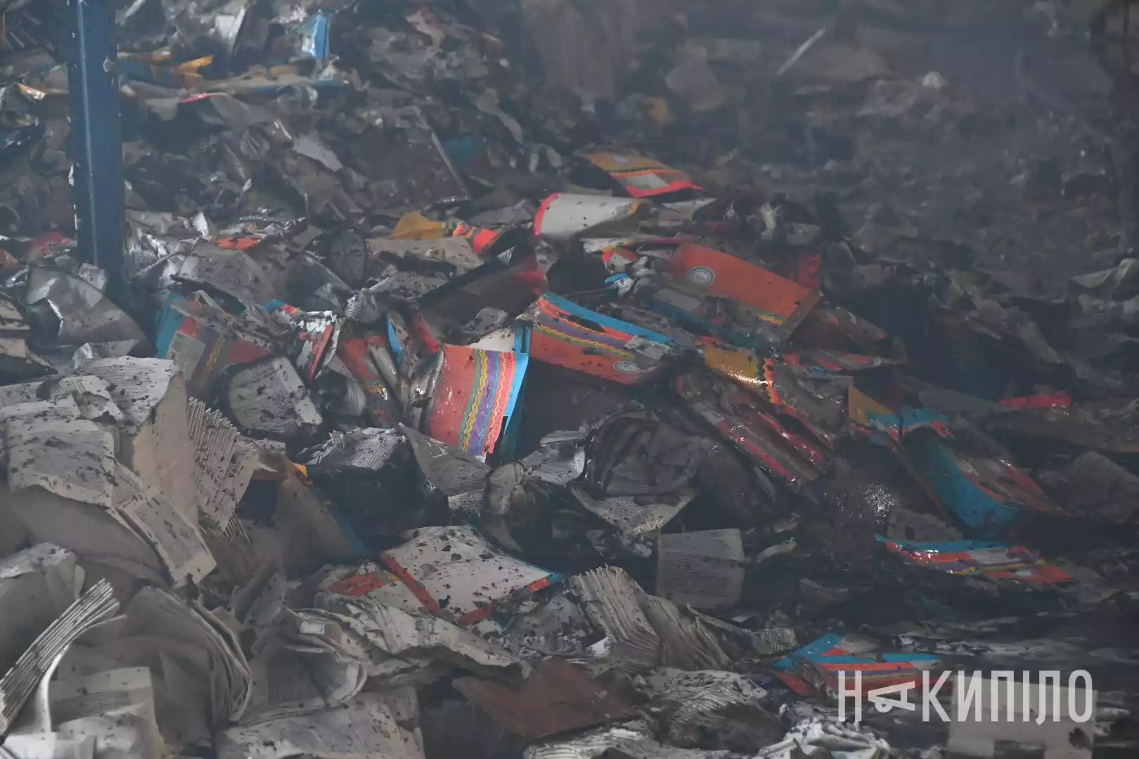 У зруйнованій російським ударом друкарні в Харкові згоріли 50 тисяч книг