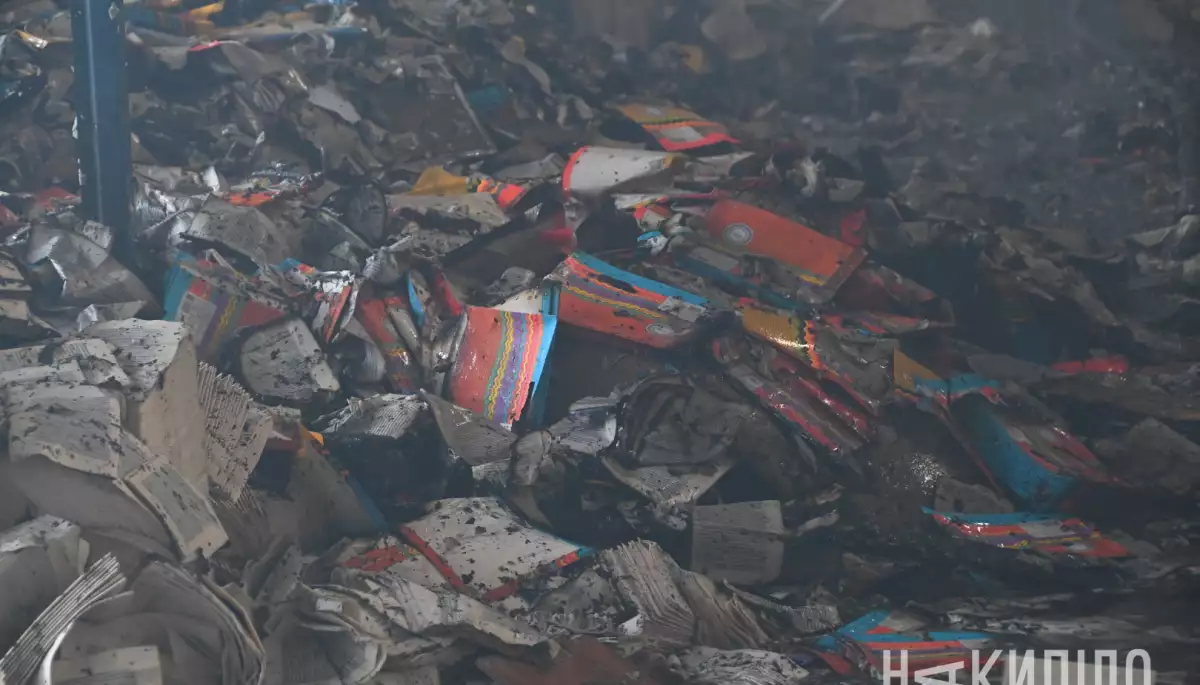 У зруйнованій російським ударом друкарні в Харкові згоріли 50 тисяч книг