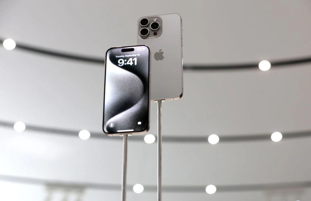 Вибір iPhone 15 Pro за трьома критеріями