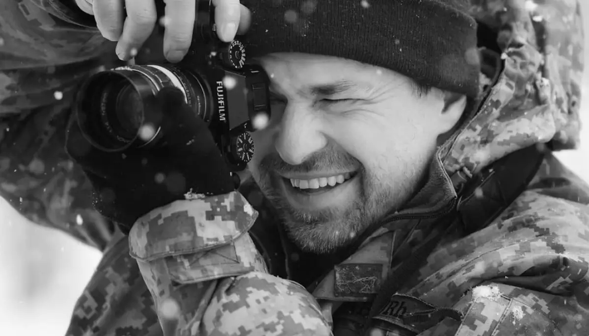 Прощання з військовим фотографом Арсеном Федосенком відбудеться 13 червня у Михайлівському соборі Києва