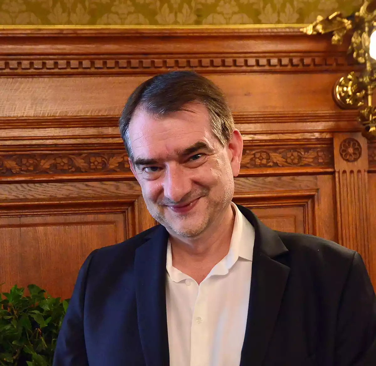 &laquo;Ми живемо в суспільстві спектаклю більше, ніж будь-коли&raquo;, &mdash; режисер Александер Горват