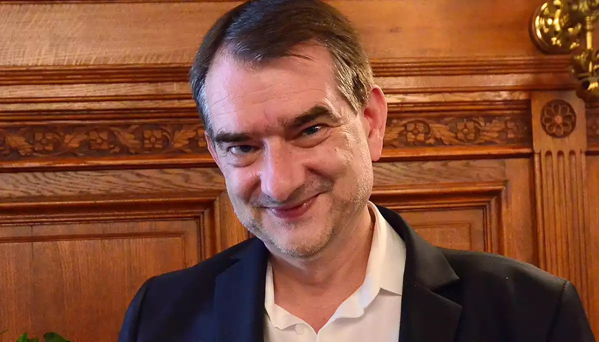 &laquo;Ми живемо в суспільстві спектаклю більше, ніж будь-коли&raquo;, &mdash; режисер Александер Горват