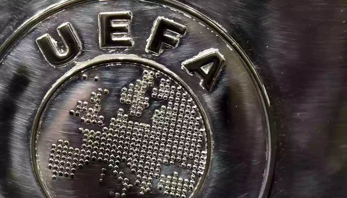 УЄФА заявила про намір заборонити російські прапори на матчі Україна — Румунія
