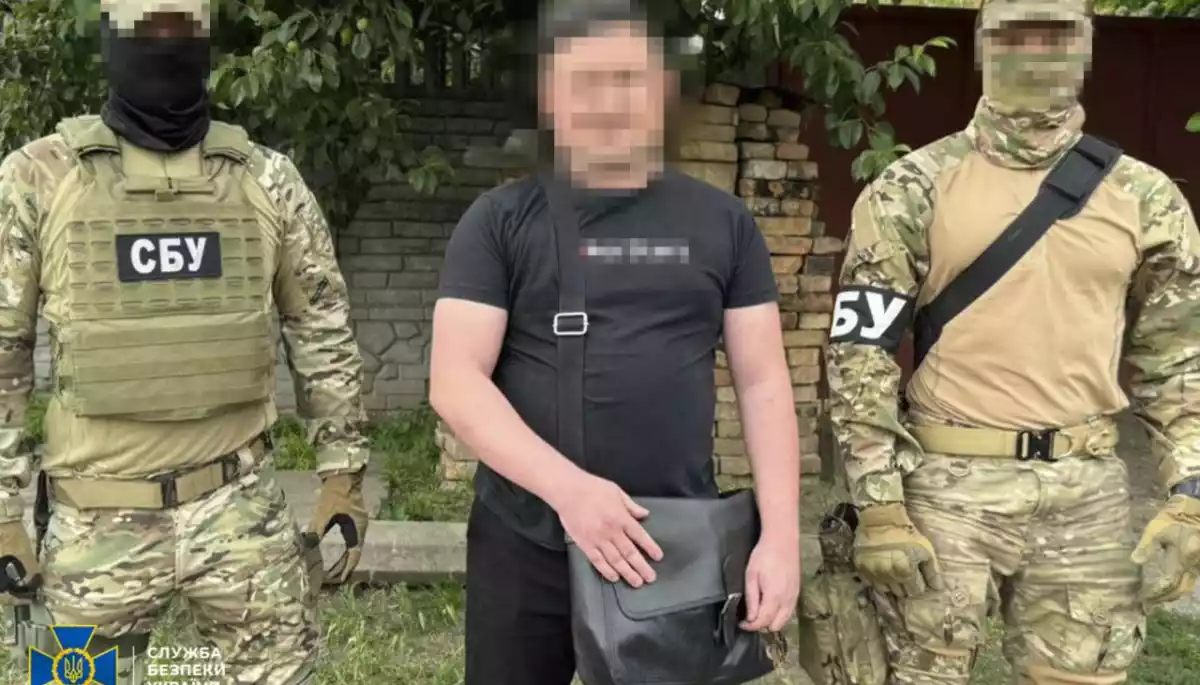 СБУ оголосила підозри двом &laquo;блогерам&raquo;, які поширювали в соцмережах відео позицій ЗСУ