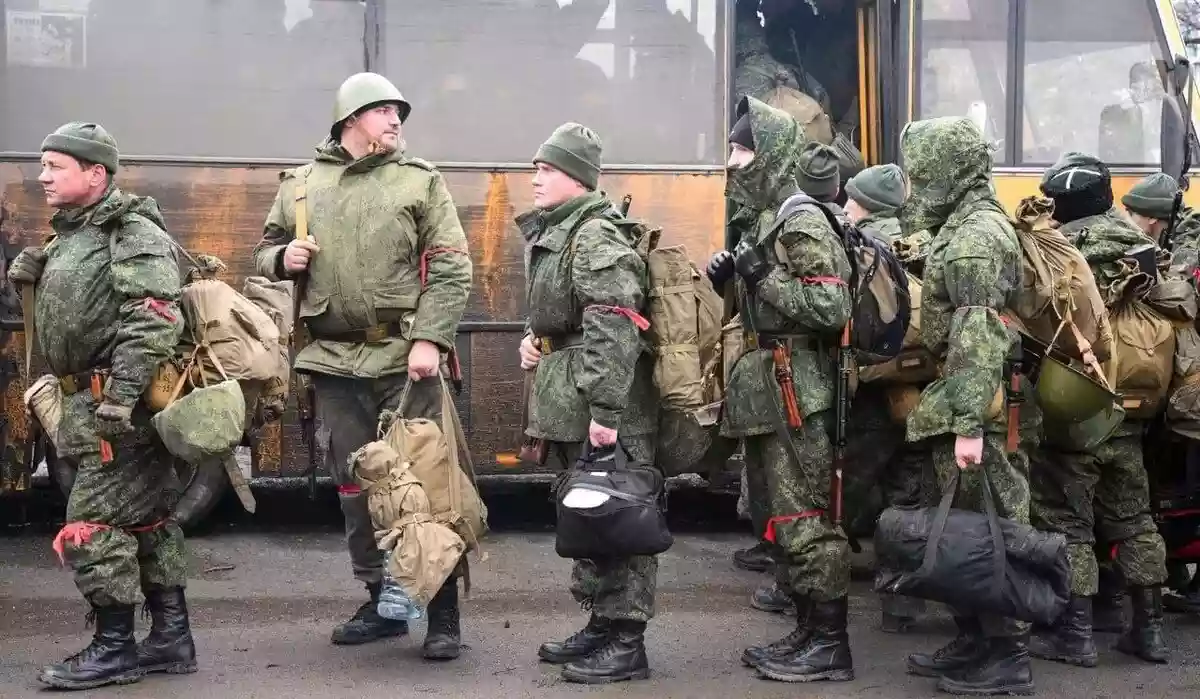 Росіяни зняли пропагандистський серіал про мобілізованих жителів окупованого Донецька, які «штурмували Маріуполь» у лютому 2022-го