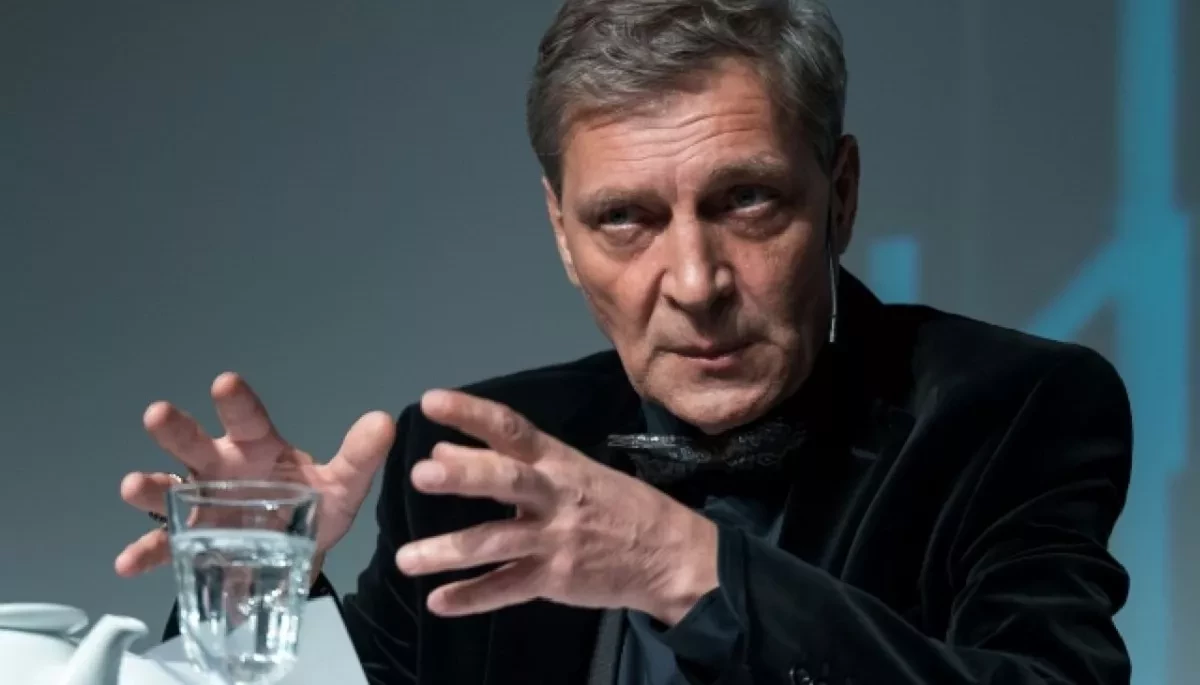 У Росії суд визнав журналіста Невзорова та його дружину &laquo;екстремістським об&rsquo;єднанням&raquo;