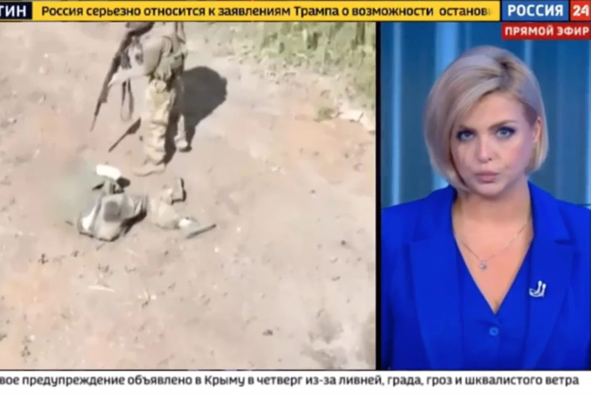&laquo;Перекрутили і згодували населенню&raquo;: На російському ТВ показали,  як солдат РФ добив свого пораненого товариша і сказали, що обидва - військові ЗСУ