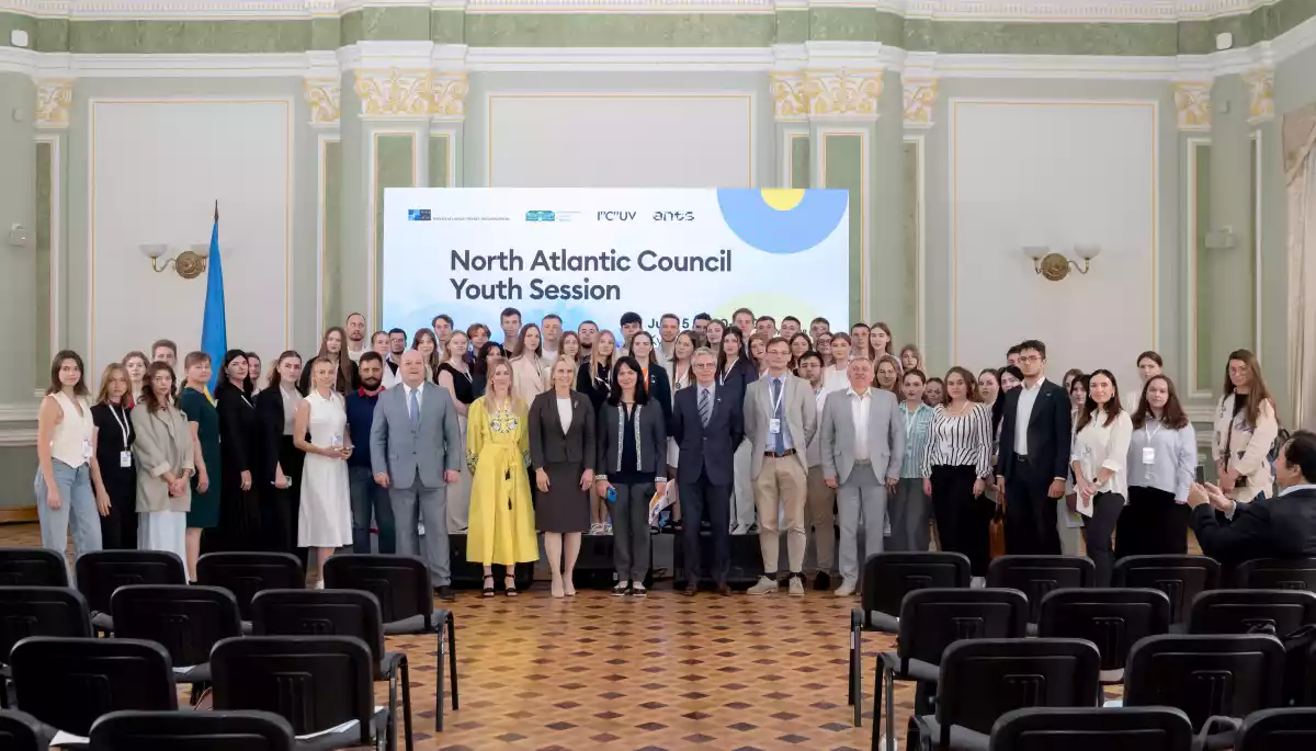 Як українська молодь провела Північноатлантичну Раду перед самітом НАТО у Вашингтоні