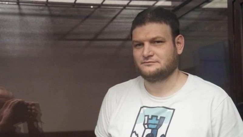 У російській в'язниці в Єнісейську відмовилися повідомити, куди етапували кримського журналіста Ремзі Бекірова