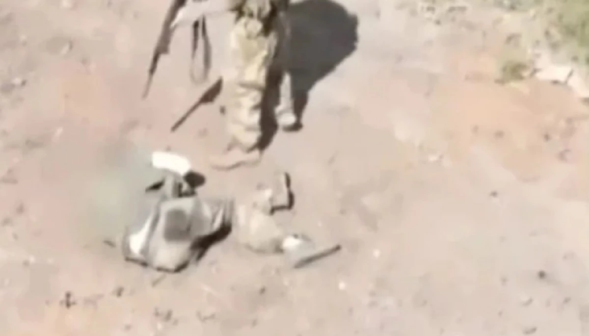 Журналісти знайшли українських військових, які зняли з дрона, як росіянин добиває пораненого