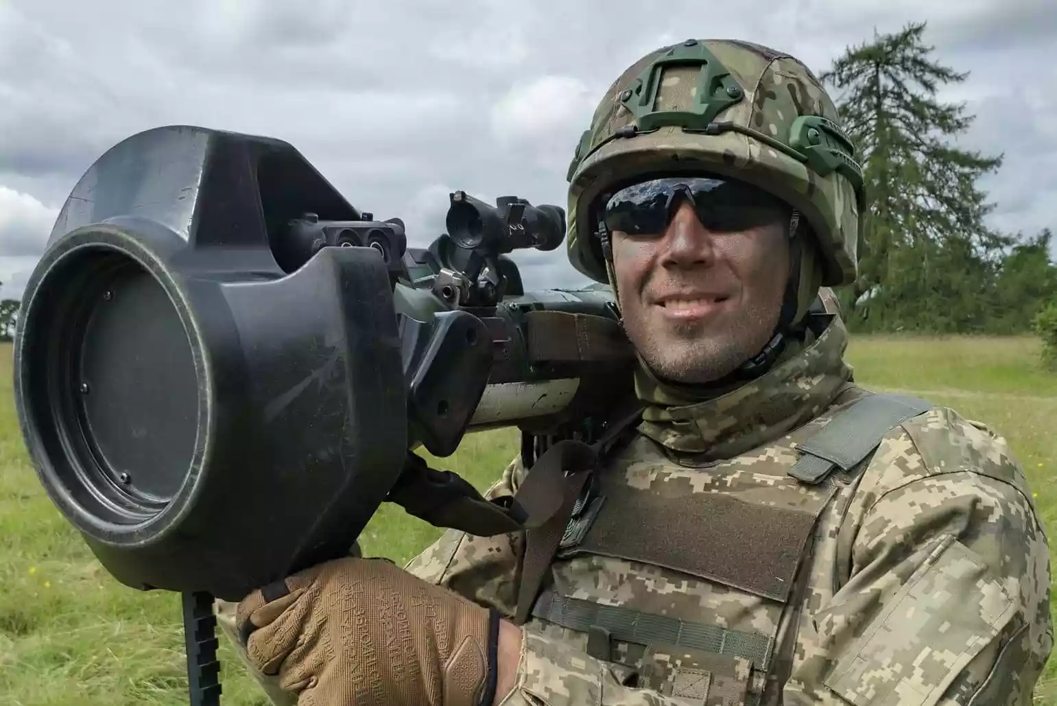 Фотокореспондент «Української правди» Дмитро Ларін долучився до лав ЗСУ