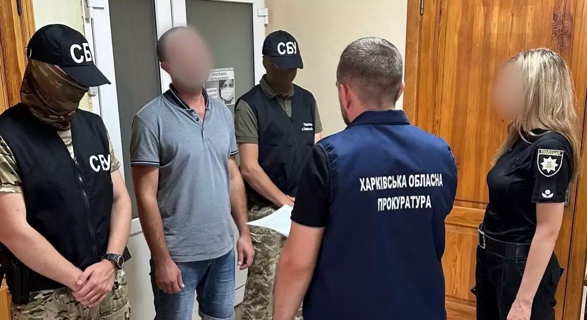 Підозру отримали два мешканці Куп’янщини, які організували трансляцію російських каналів під час окупації