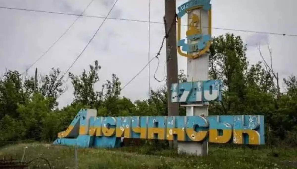 Жителів тимчасово окупованого Лисичанська за користування мобільним зв'язком відправляють &laquo;на підвал&raquo;