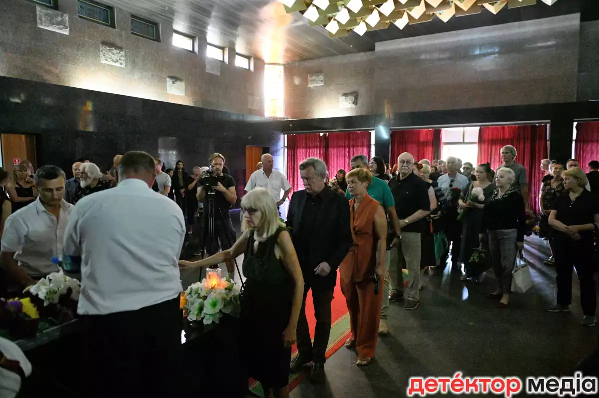 У Києві попрощалися з відомою журналісткою Ольгою Таукач