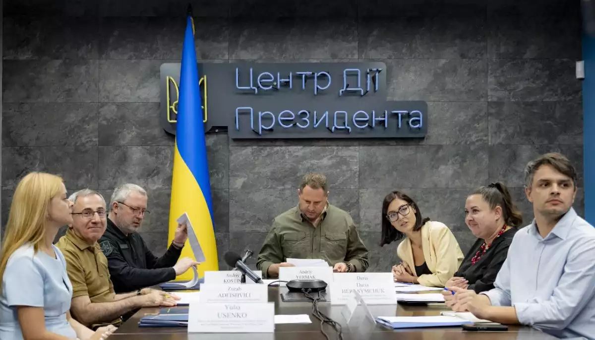 В Україні презентували Білу книгу, в якій аналізують пропагандистські наративи щодо депортації українських дітей