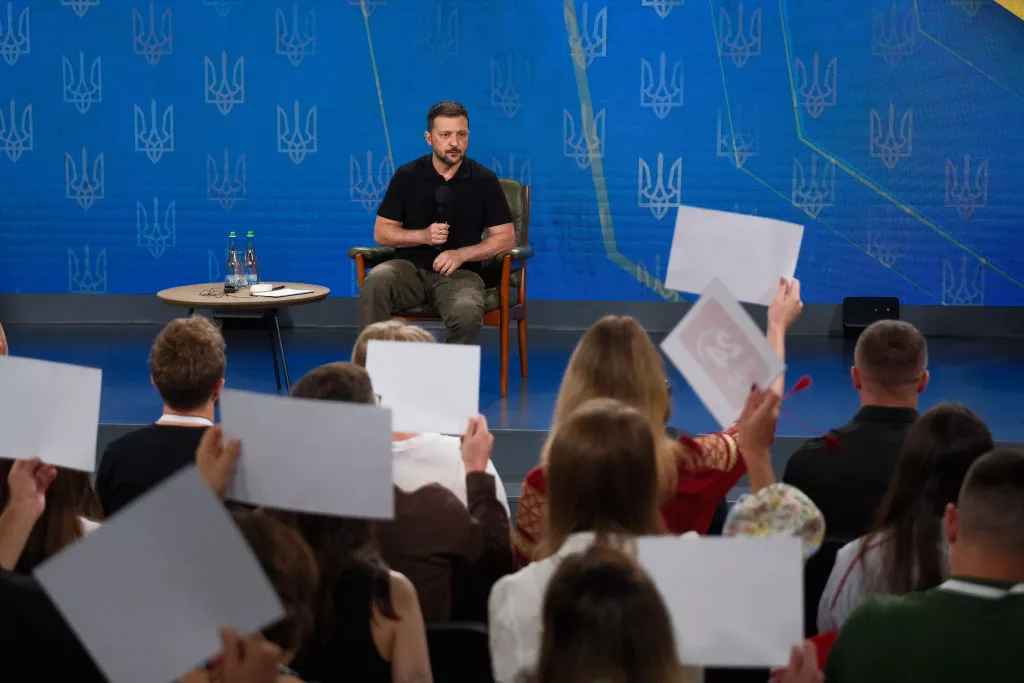 Татаров, «Малыш» і Дуров: що не так із пресконференцією президента й арештом засновника телеграму