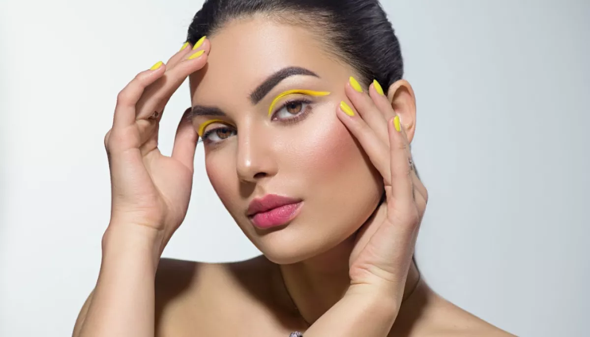 Підглянуто в TikTok: топові ідеї для макіяжу Підглянуто в TikTok: топові ідеї для макіяжу