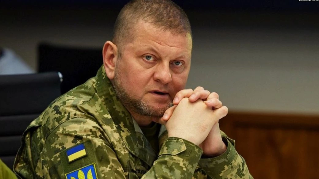 Хотів &laquo;уникати напруги у взаєминах із президентом&raquo;: Авторка книги про Залужного пояснила, чому колишній Головком два роки не спілкувався з журналістами