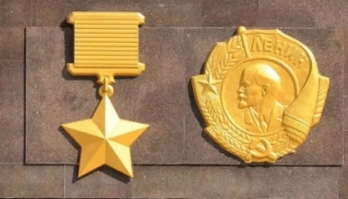 В Одесі &laquo;декомунізували&raquo; Леніна та радянську зірку