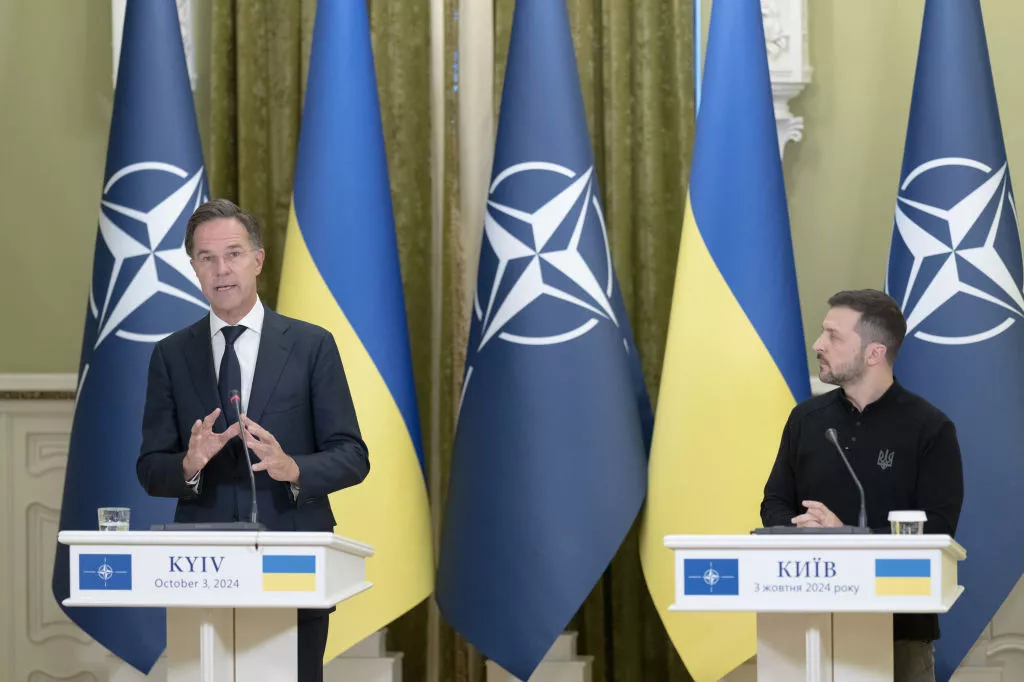 Українці вітали захисників, тішилися новому генсекові НАТО та сподівалися на долю Насралли для Путіна. Зведення інформаційної війни 28 вересня – 4 жовтня 2024