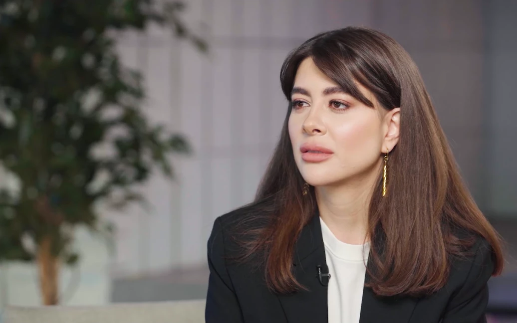 Ютуб-блогерка Раміна Есхакзай отримує до $6000 доходу на місяць, &mdash; Forbes