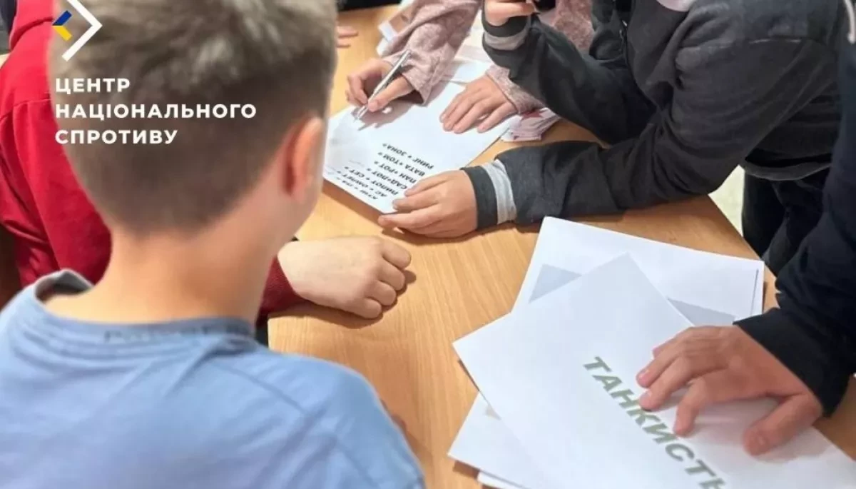 Окупанти створюватимуть в окупованих шкільних бібліотеках &laquo;центри російської мови&raquo;, &mdash; ЦНС