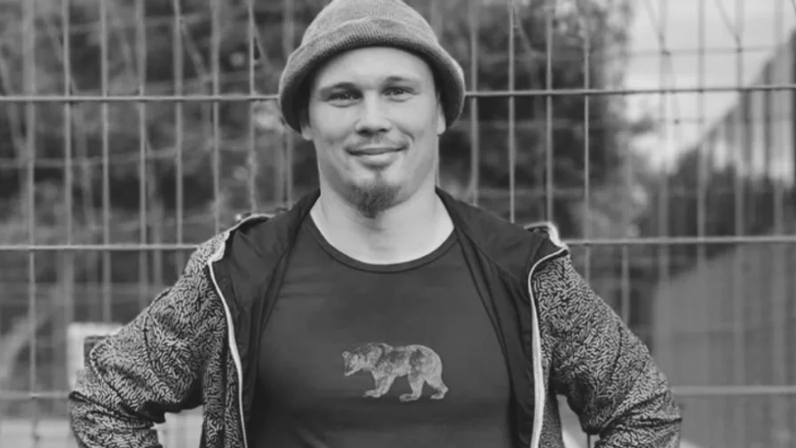 У боях під Куп’янськом загинув поет Олексій Безпальцев