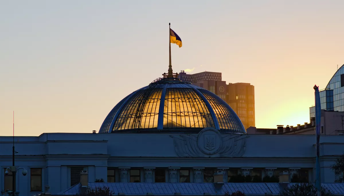 Новий законопроєкт про рекламу: спонсорство алкоголю, правила щодо дипфейків і штучного інтелекту