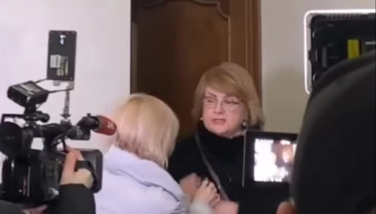 У суді Києва напали на журналістку &laquo;Ми &mdash; Україна&raquo; Вікторію Дмитренко