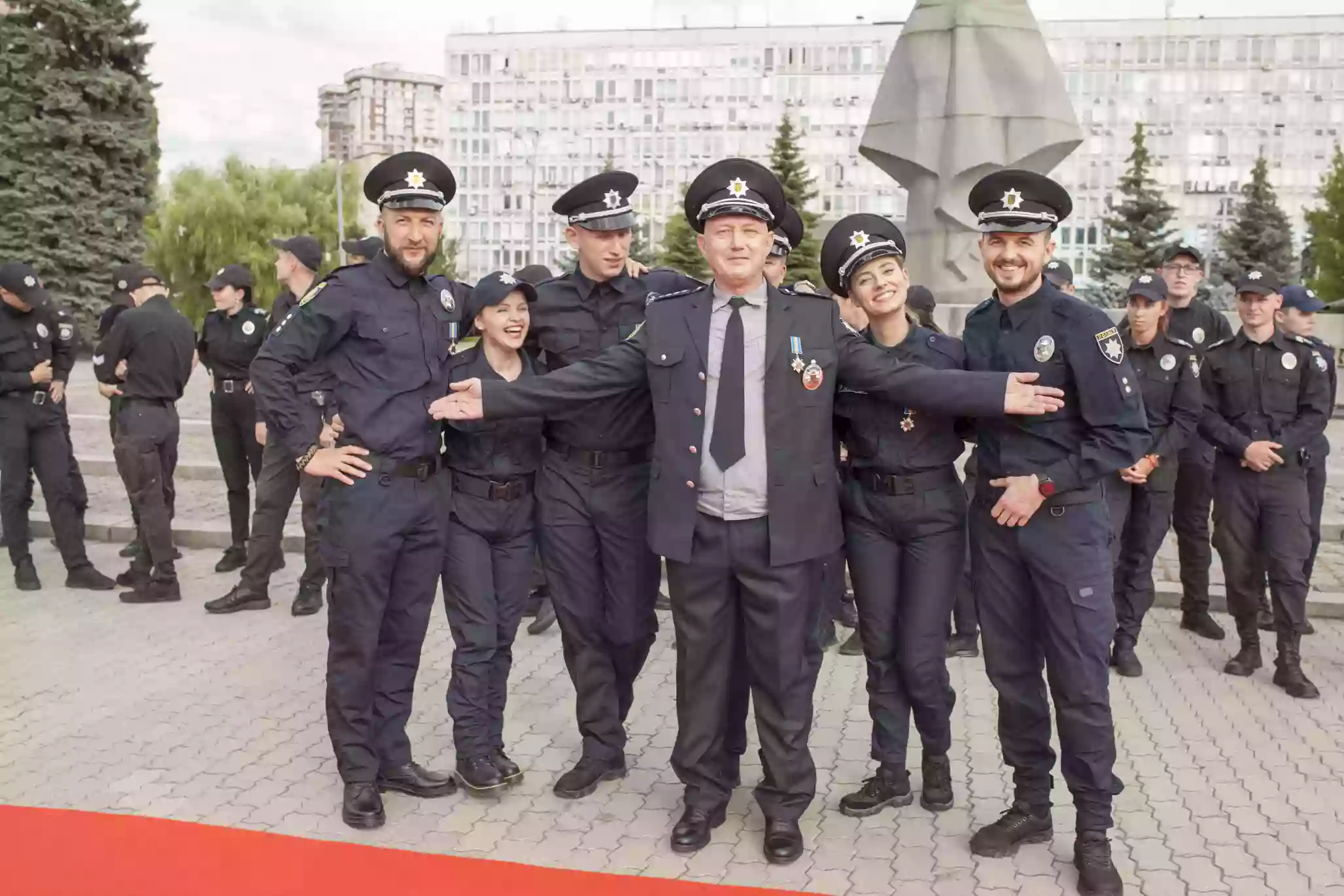 На ICTV2 відбудеться телепремʼєра поліцейської екшн-комедії &laquo;Бурштинові копи&raquo;
