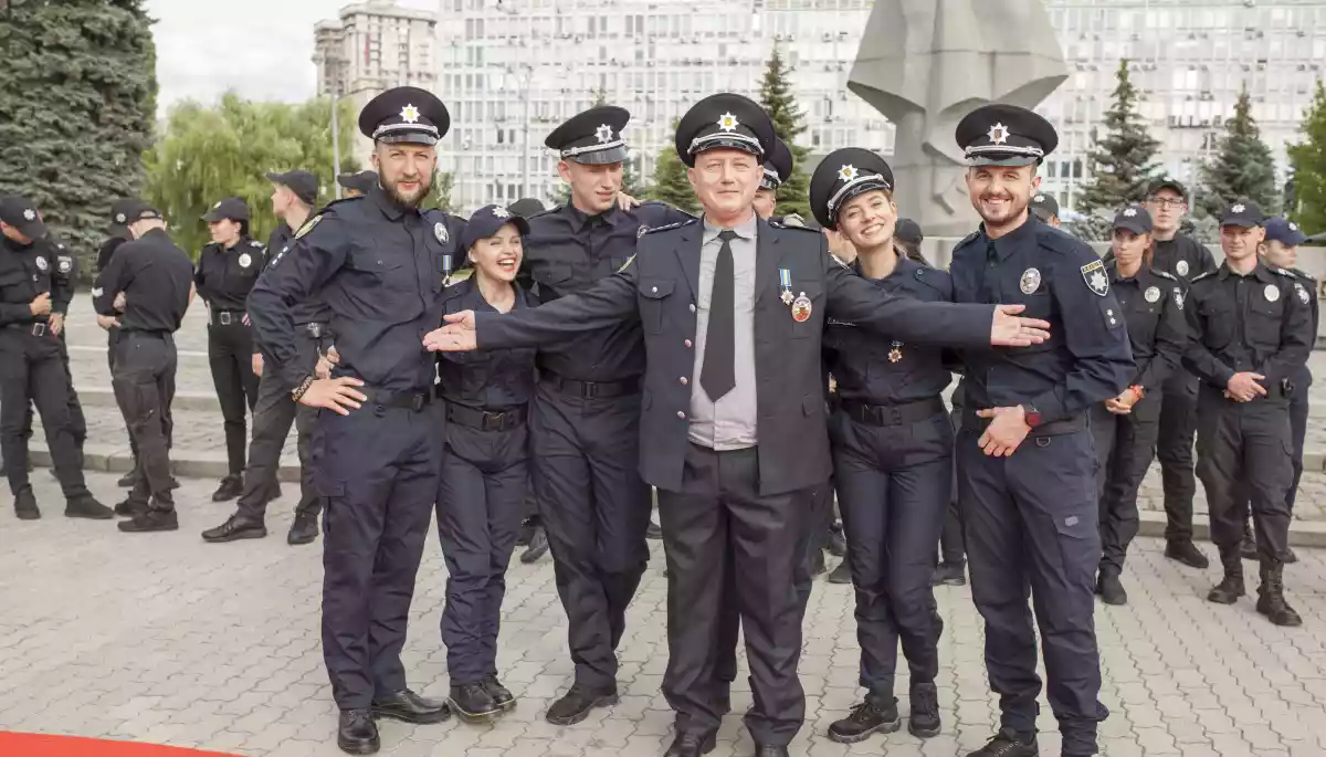 На ICTV2 відбудеться телепремʼєра поліцейської екшн-комедії &laquo;Бурштинові копи&raquo;