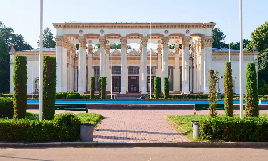 ВДНГ запрошує експертів дослідити радянську спадщину комплексу