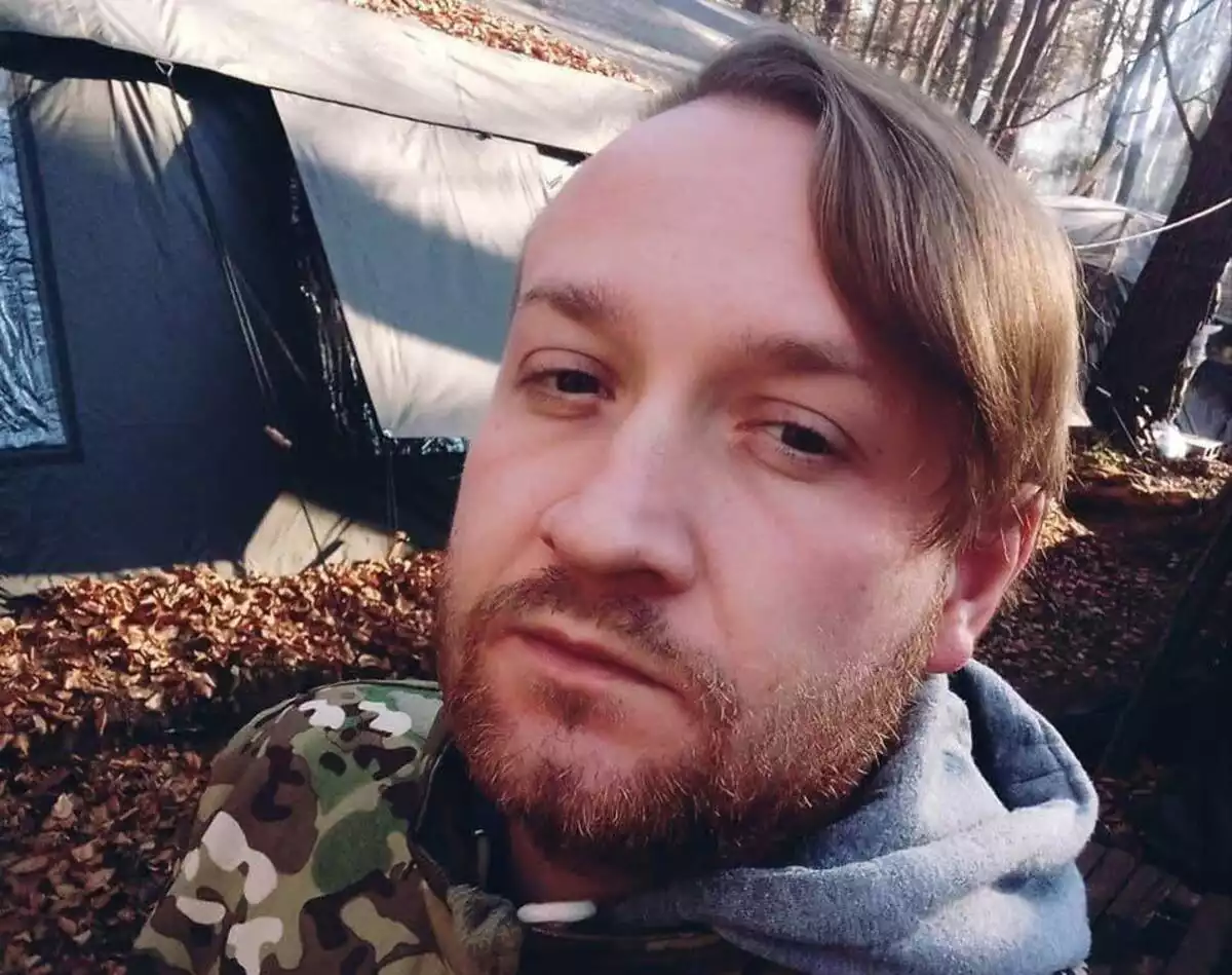 На Тернопільщині попрощалися з військовим і поетом Любомиром Сарабуном