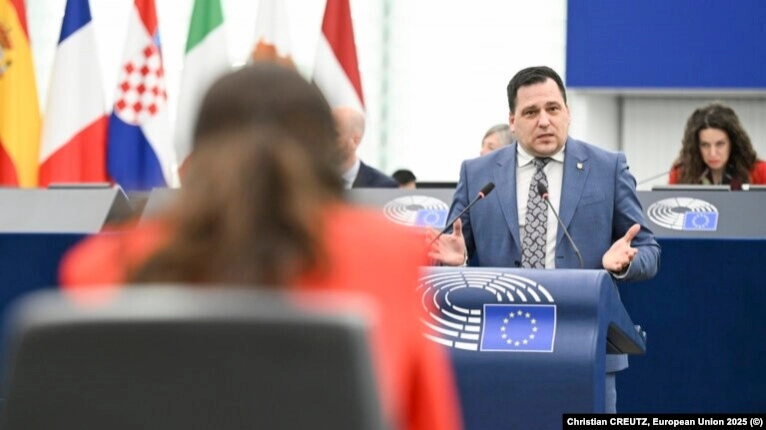 Під час дебатів у Європарламенті дві третини депутатів висловили підтримку &laquo;Радіо Свобода&raquo;