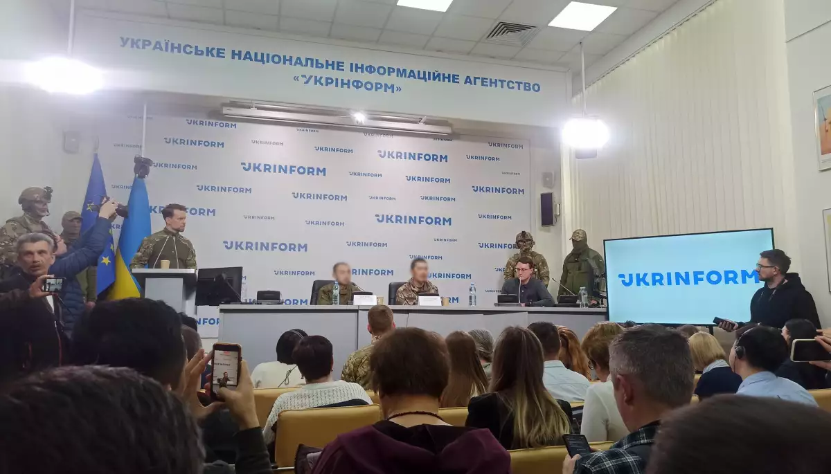 Військовополонені китайці розповіли, як Росія поширює пропаганду в їхніх медіа та соцмережах і вербує до армії
