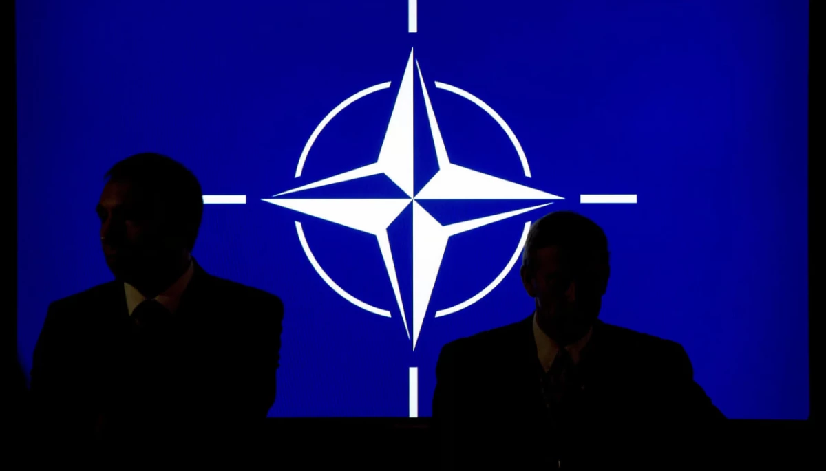 НАТО применшує гендерні та кліматичні формулювання, щоб умиротворити Трампа, — Politico