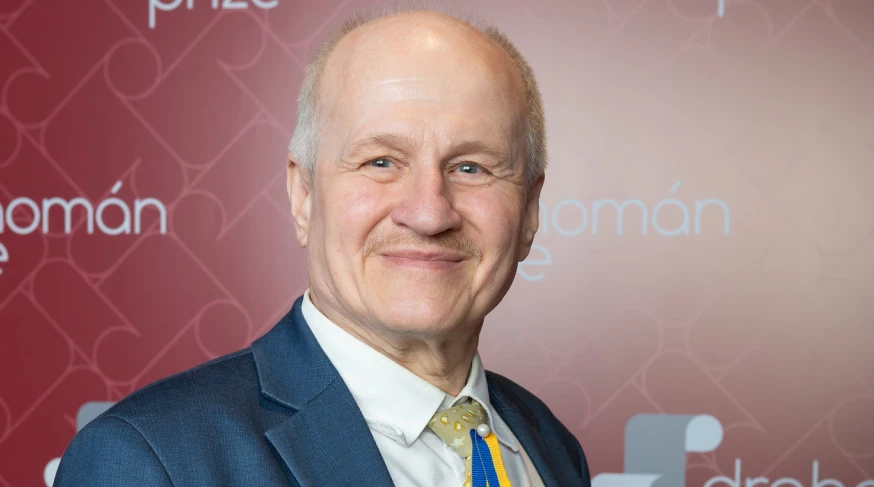 Лавреатом премії Drahom&aacute;n Prize 2024 року став перекладач Ееро Балк