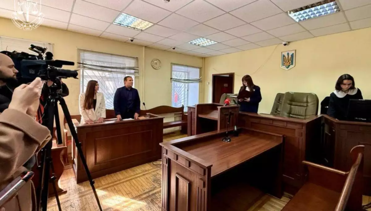 Януковича засудили до 15 років в&rsquo;язниці у справі про підбурювання до дезертирства та незаконний перетин кордону