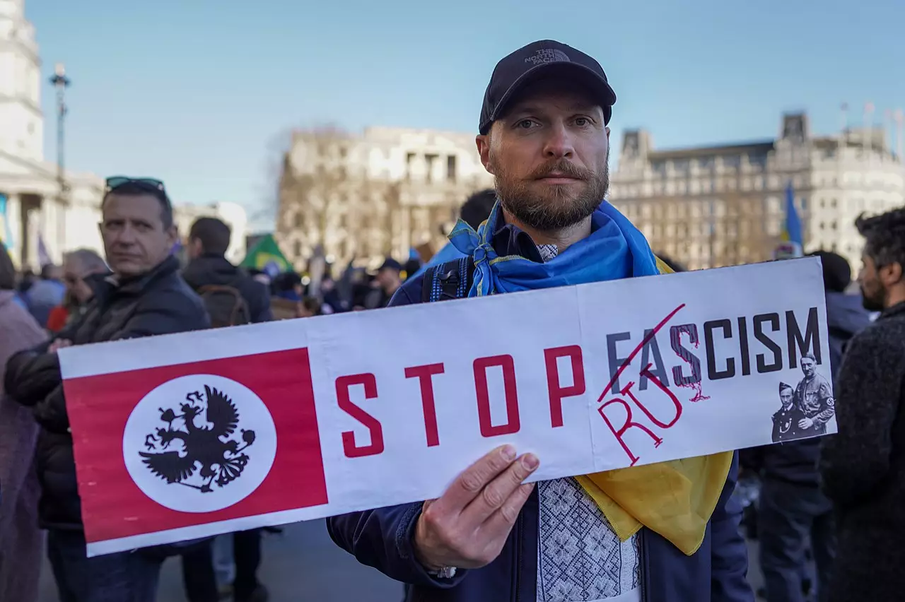 Спотворена пам’ять про Другу світову війну є однією з головних підвалин рашизму, – дослідження Центру страткому
