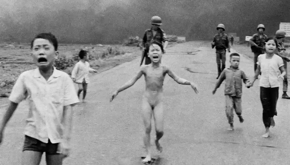 World Press Photo тимчасово скасувала визнання авторства світлини &laquo;Жах війни&raquo;