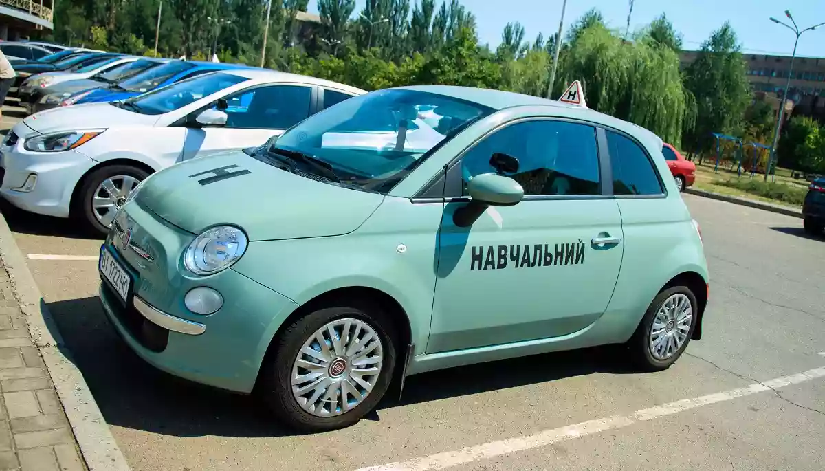 Автошкола: поради для ефективного навчання та успішного складання іспитів