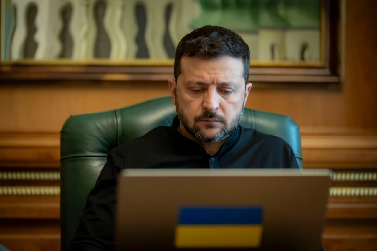 Зеленський ввів санкції проти сина Богуслаєва та екснардепа Мосійчука