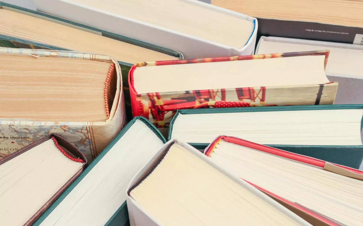 Сьогодні &mdash; День працівників видавництв, поліграфії і книгорозповсюдження