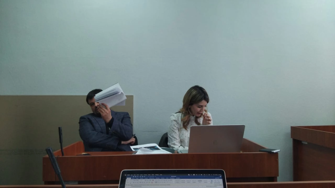Ексадвокат Горецький намагався забрати телефон у журналістки Любові Величко під час зйомки судового засідання