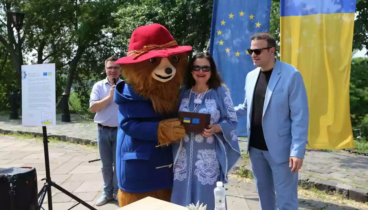 Представництво ЄС в Україні організувало у Києві «Дитячий простір» для підтримки прав дітей і старту літніх канікул