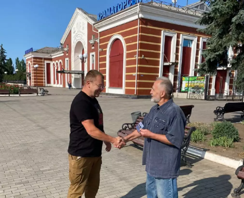 Членом Національної спілки письменників України став воєнкор «Радіо Свобода» Сергій Горбатенко