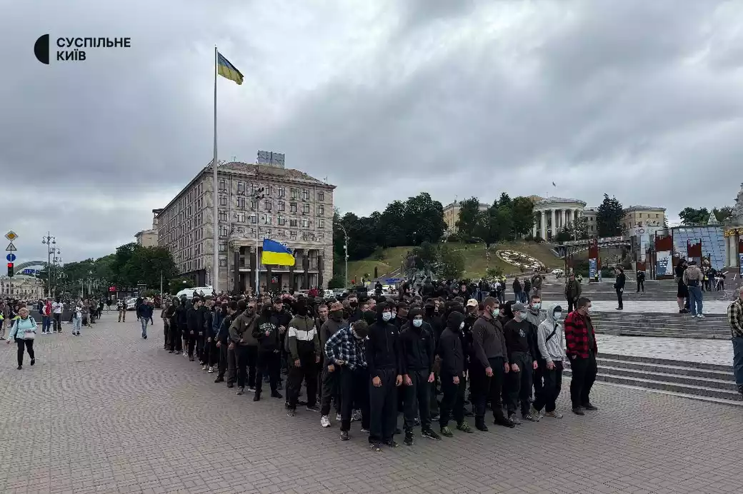 Дозволивши &laquo;ходу&raquo; центральними вулицями Києва, влада зробила кульбіт у бік підтримки правих радикалів