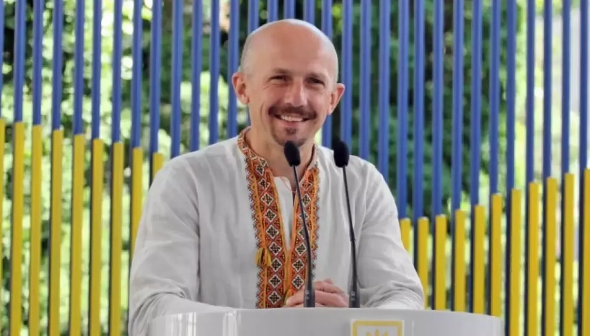 Батькам полоненого журналіста Дмитра Хилюка збирають кошти на підтримку