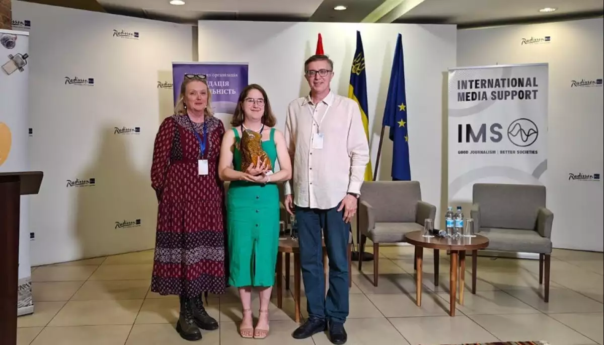 Фундація Суспільність нагородила журналістку Олену Куренкову відзнакою за поступ у професії &laquo;Прорив&raquo;